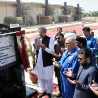Federal Petroleum Minister Shahid Khaqan Abbasi (first left) unveils the plaque at the inauguration ceremony of the Sui Compressor Revamping Project in the presence of Provincial Home Minister Sarfaraz Ahmed Bugti (second left) and MD and CEO Syed Wamiq Bokhari (third left) and other officials