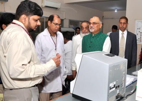 MD and CEO PPL Syed Wamiq Bokhari (second right) being briefed on the medical equipment provided by PPL to Murshid Hospital and Health Care Centre (MHHCC). Medical Director MHHCC Dr. Abdul Sattar Jaffer (third right) is also present