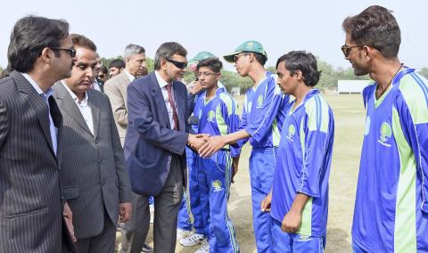DMD PPL Moin Raza Khan meets players at the kickoff event of first Pakistan Petroleum Limited Blind Cricket Championship 2017 at Bhutto Cricket Ground Islamabad on October 30. Officials of PPL and Islamabad Cricket Club of the Blind are also present on the occasion