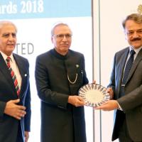 Coord. GMCS PPL Muneer Kamal Jadun (right) receives the top award for corporate philanthropy conferred on Pakistan Petroleum Limited by Honourable President of Pakistan Dr. Arif Alvi (centre). The award ceremony was arranged by Pakistan Centre for Philanthropy on November 7 2019 in Islamabad